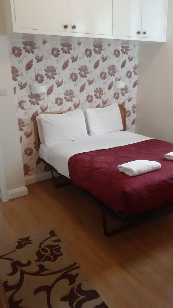 Chiswick Lodge Hotel London Ngoại thất bức ảnh