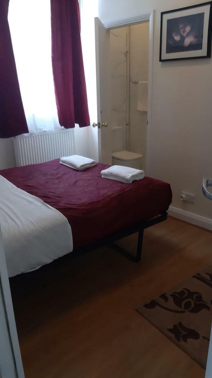 Chiswick Lodge Hotel London Ngoại thất bức ảnh